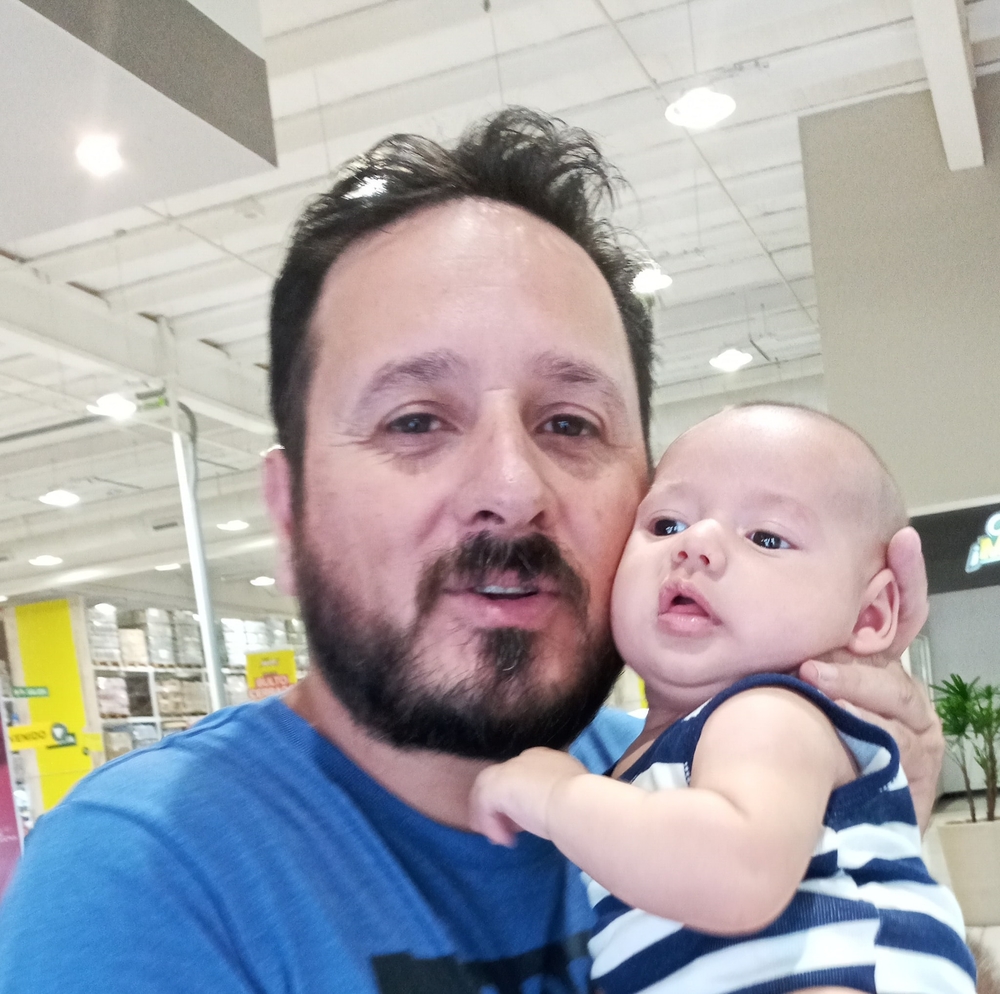 Meet your Posher, Sergio alberto